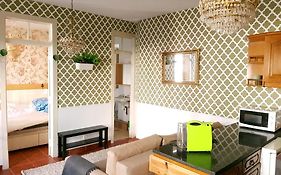 Cozy Sintra Townhouse
